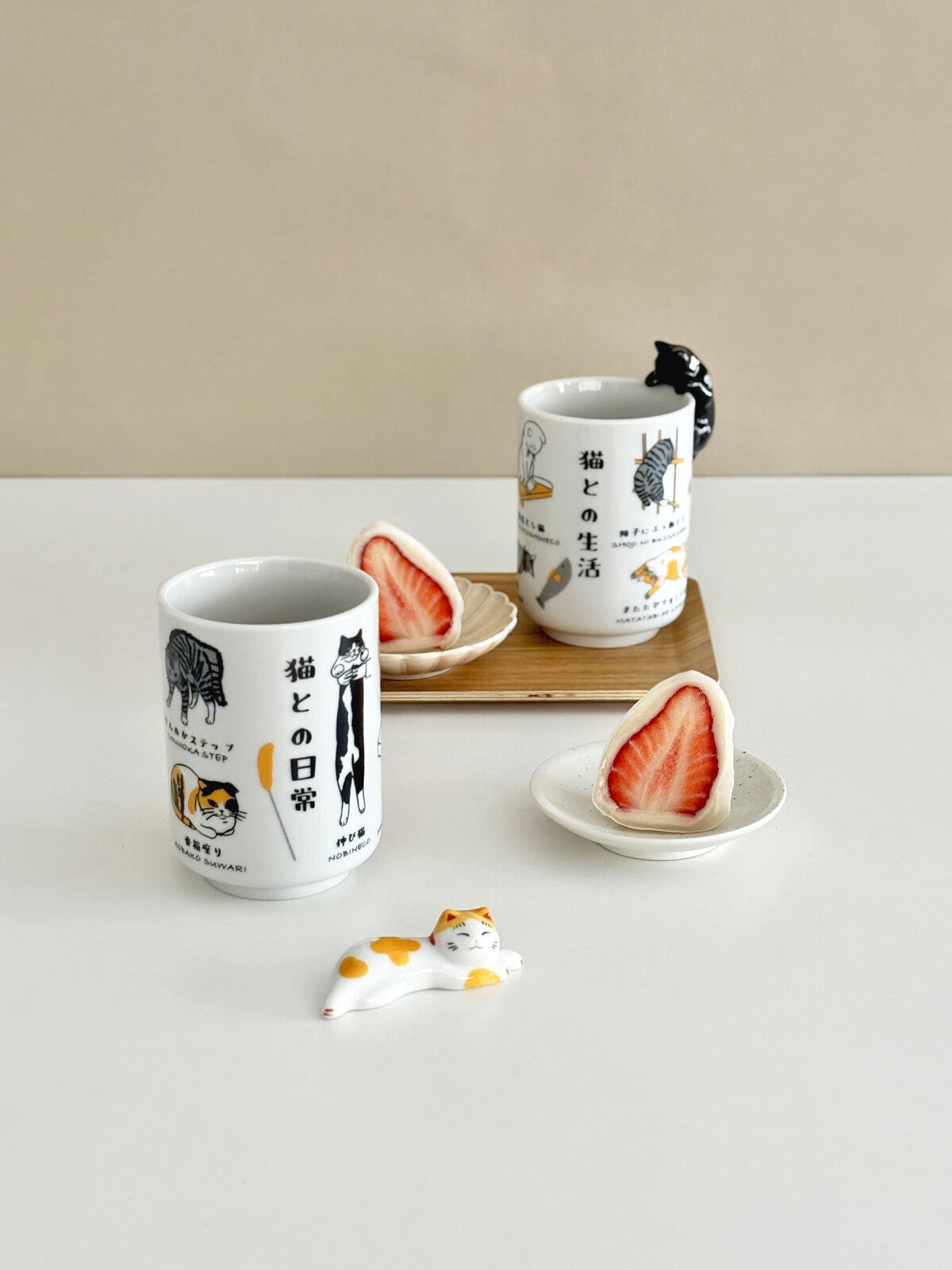 Japanese Cat Life Mug – Cute Everday Cat Life Porcelain Mug (280ml) Made in Japan- Marusan Kondo
