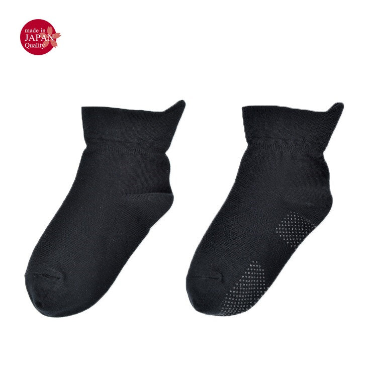 Japanese Crew Socks to be worn with one hand- Non Slip